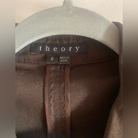 Theory- Linen 3 Button Blazer, Size 6 - Picture 5 of 6